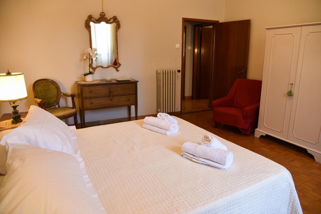 Lily Firenze